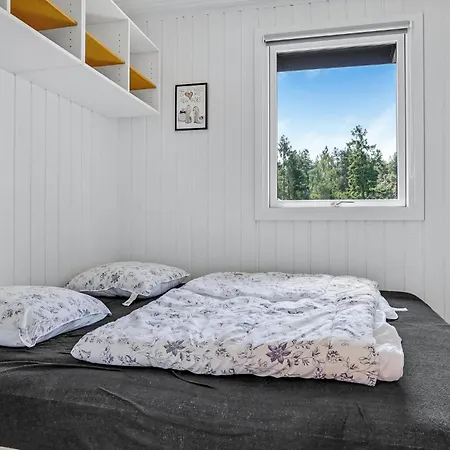 In With 3 Bedrooms & Wifi